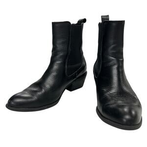 Minimalist Black Leather Chelsea Boots Tamaris Quiet Luxury Size 39 (US 8)